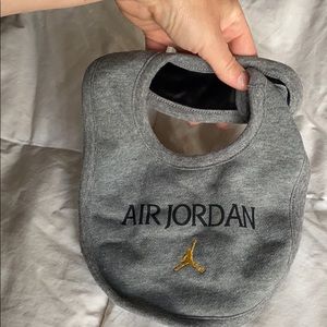 Air Jordan bibb